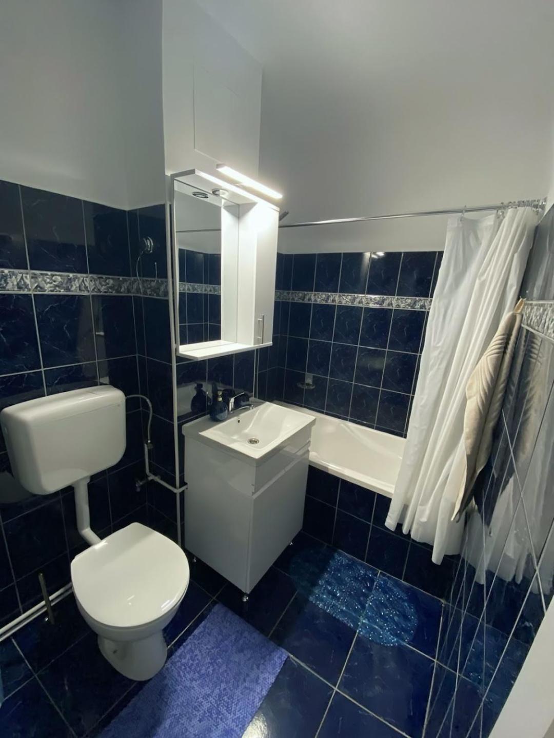 Azur Apartment Sibiu Exteriör bild